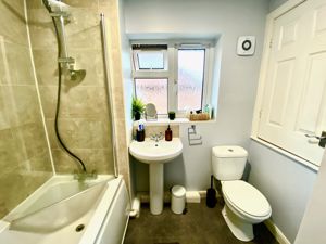 Bathroom/WC- click for photo gallery